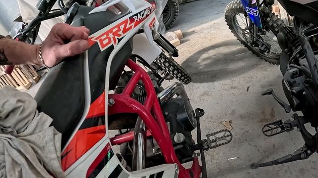 BRZ X3 небольшой обзор и внешнее сравнение с BRZ X4