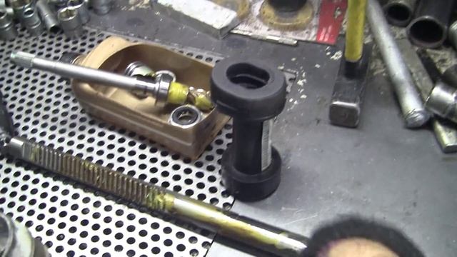 Рулевая рейка CHERY TIGGO дефектовка деталей