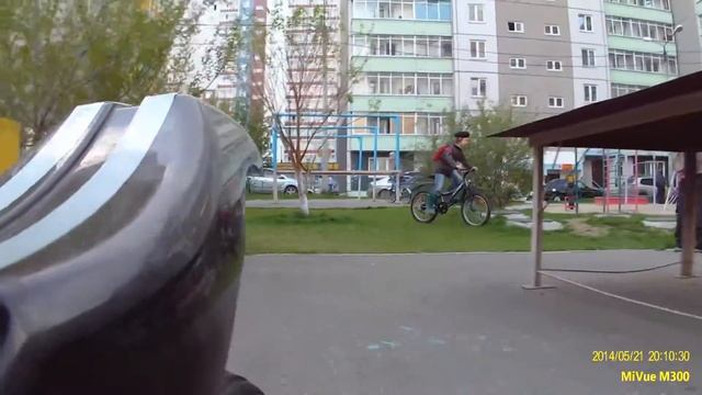 BN0411  Пример видео Мио MiVue M300