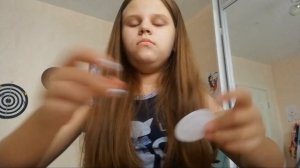 крашу ногти в чёрный цвет