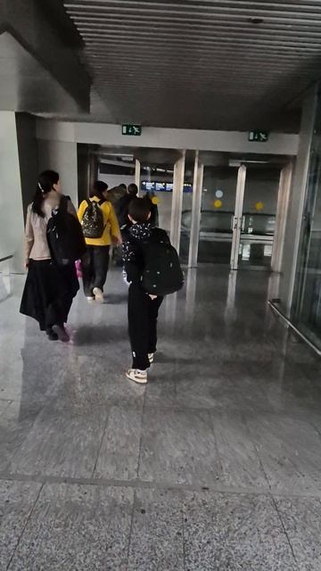 Самолет битком под завязку забит смотреть онлайн