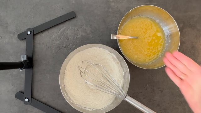 Постный перевернутый пирог с ревенем смотреть онлайн