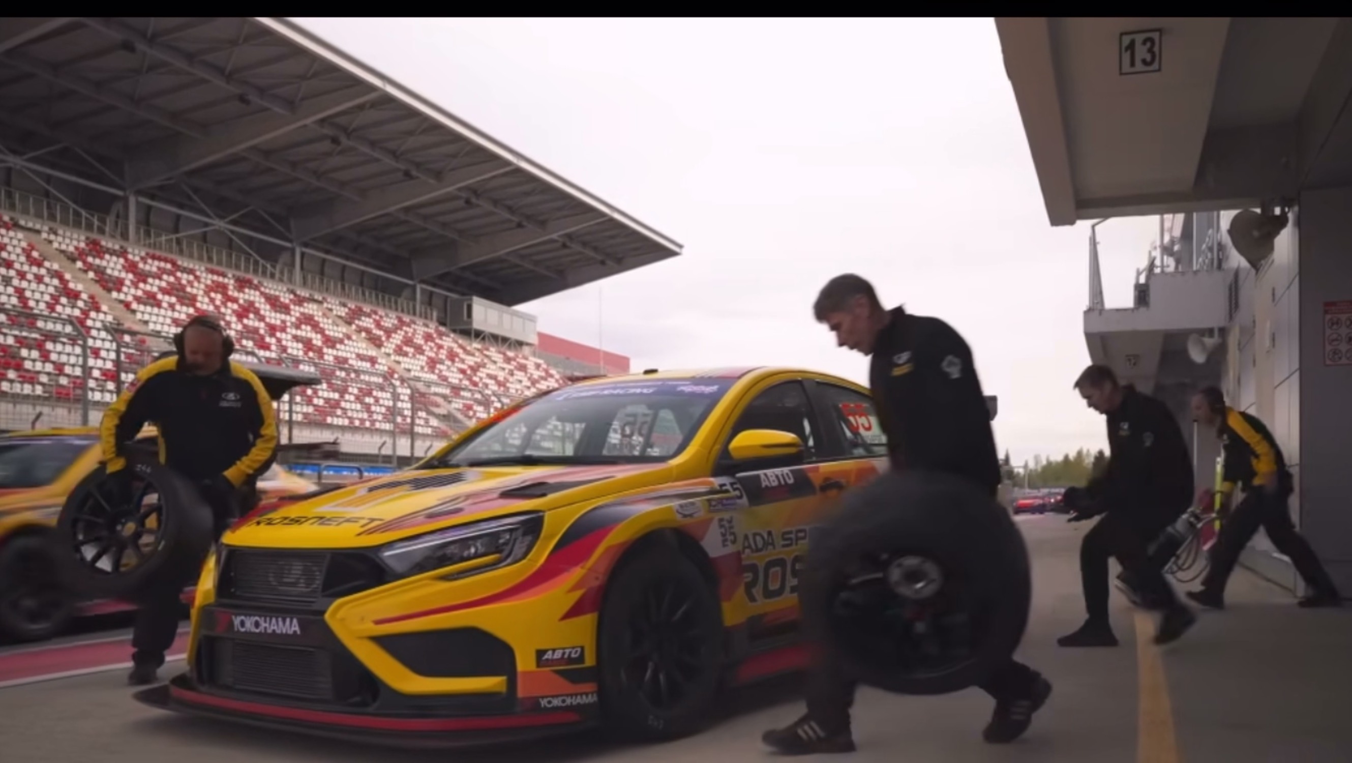 ЛАДА ВЕСТА NG 1.6 T🇷🇺-российский гоночный автомобиль (LADA VESTA NG 1.6 T)