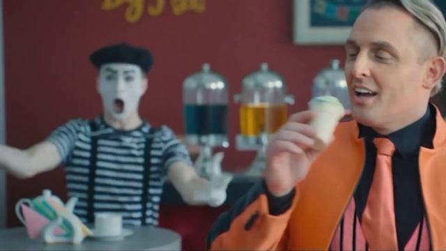 Реклама Мороженое Чистая линия Радуга  Братья Зап