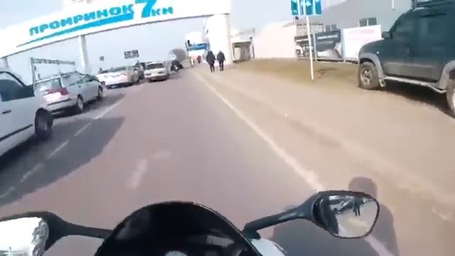 МОТОЦИКЛИСТ НА 7 Км ПОЛИЦИЯ