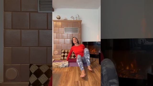 Упражнение по ЙОГЕ 🧘🏻♀️ «Баддха Конасана» / Тазоб