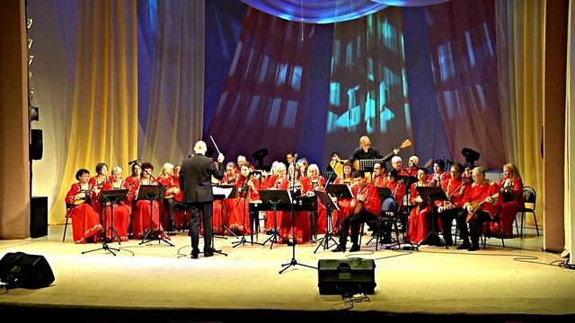Попурри на русские народные песни . Солист Илья Коннов
