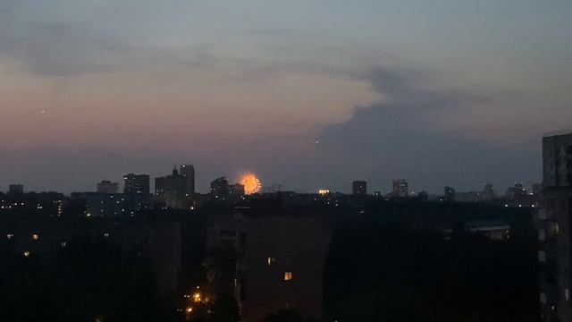 Рочму да Пермь лунӧ салют/ Салют в день России и Перми смотреть онлайн