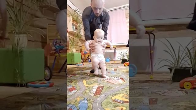 топ топ топает малыш #дети #танец #семья #топаетмалыш