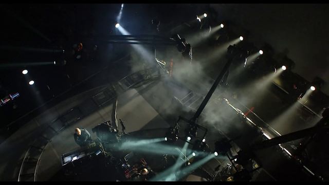 4К_Peter Gabriel - Digging In The Dirt (Back To Front) смотреть онлайн