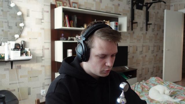 СДЕЛАЛ ТРЕК и КЛИП в ДОМАШНИХ УСЛОВИЯХ