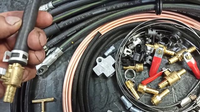 Комплектация для разводки тормозов, сапунов, подкачки + ЗИП -  Мссты Unimog 404