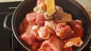 Вкуснейшая мясо в собственном соку!!! Пальчики Оближеш