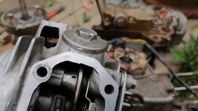 Крышка маслянного фильтра от скутера на ГБЦ мопеда Ал?