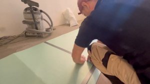 Укладка кварц винила без порогов