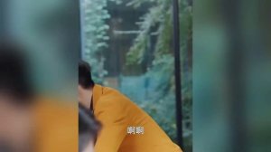 Уборщица — последний босс тёмной организации. Она воз