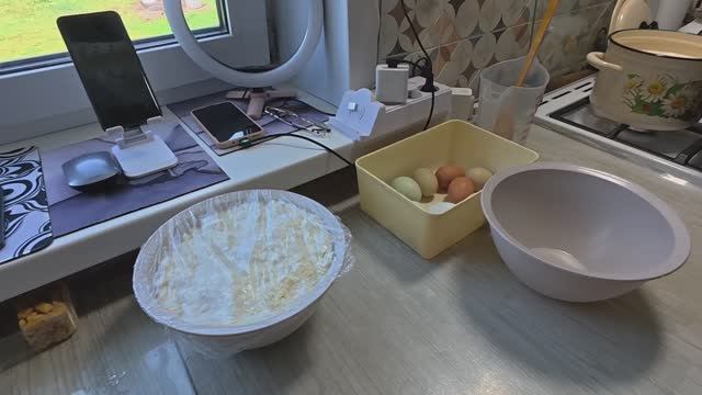 Утром все дела поделали и уехали на сенокос смотреть онлайн