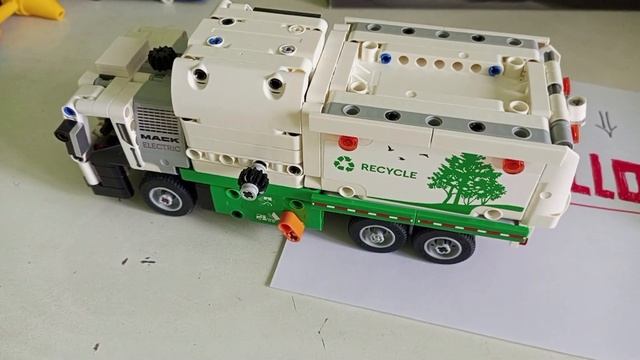 Lego Technic 42167 Мусоровоз Mack Отзыв