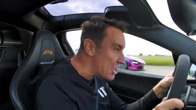 Кто победит в заезде： McLaren P1 или же McLaren 750S？ смотреть онлайн