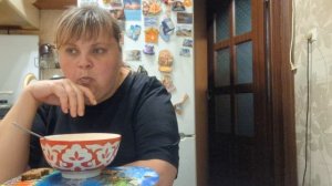 мукбанг  поздний  ужен