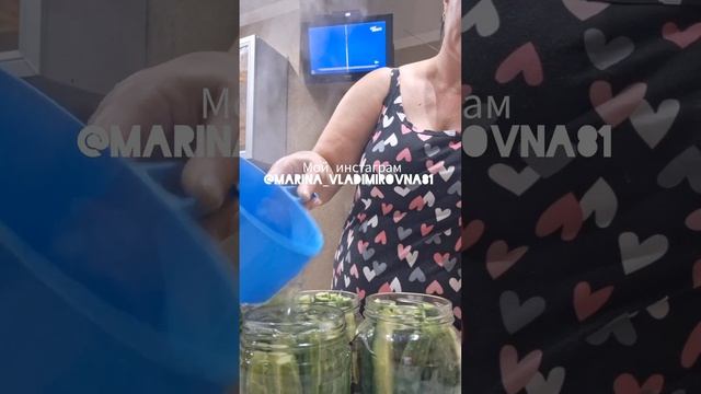 Огурцы с куркумой