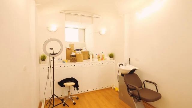 Бьюти коворкинг или салон красоты в субаренду Можно л смотреть онлайн