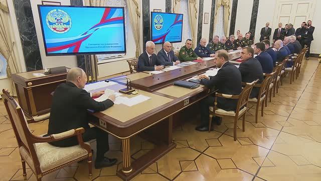 Совещание по рассмотрению проекта государственной программы вооружения на 2027–2036 годы смотреть онлайн