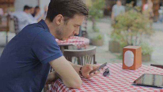 Crypto for people who don’t care about crypto смотреть онлайн