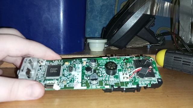 Разбор старого телефона Panasonic KX-TCA120UAB и KX-TCD205UAB