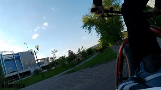 Быстрый FATBIKE на сликах CST26X4.0велопокатушка