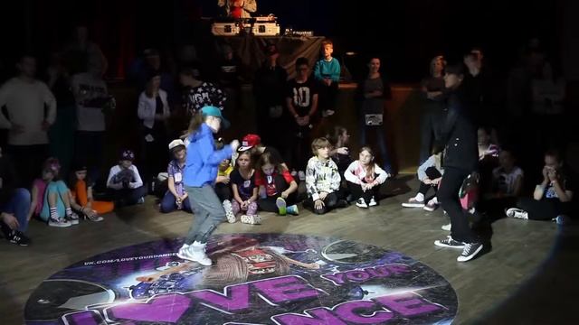 Лиза Алексеева vs Вика Кудьярова | 1/2 final hip-hop  KIDS | LOVE YOUR DA