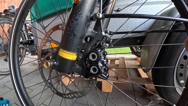 Замена  тормозных колодок (Magura)  на E Bike