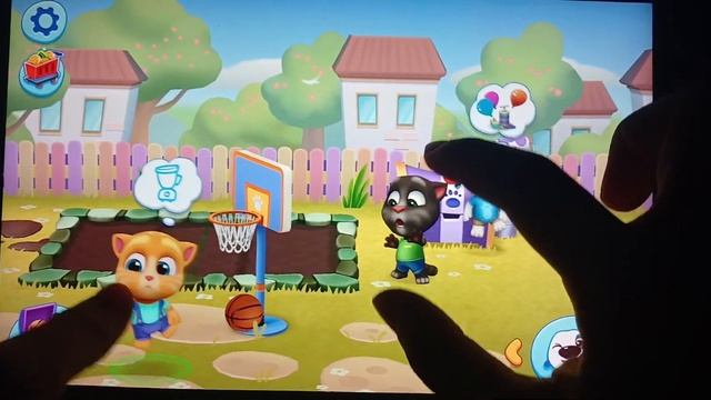 Играю в игру Мой Говорящий Том: друзья. Веселимся вмес? смотреть онлайн