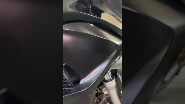 Honda VFR800X черный смотреть онлайн