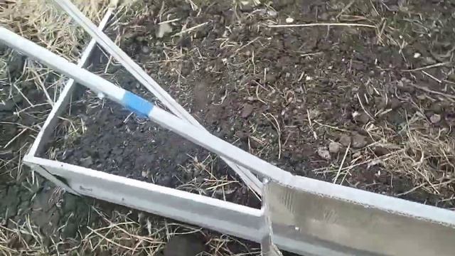 Треш на моем огороде 😱Сломали теплицу😭 смотреть онлайн