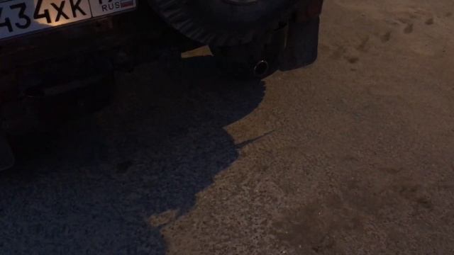 Звук прямоточного выхлопа ЗМЗ-24Д на УАЗ-31512.