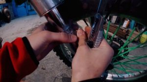 Как устранить течь пера вилки на мотоцикле