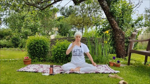 Медитация "Освобождение от стресса и одиночества" смотреть онлайн