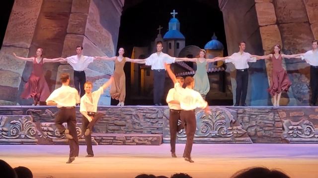 02.Фрагмент балета Микиса Теодоракиса «Грек Зорба». На?