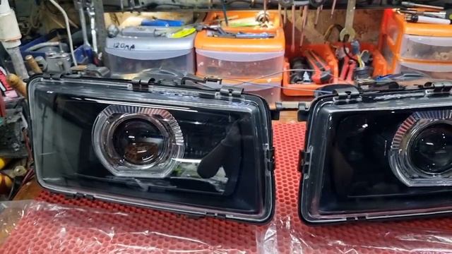 Фары Audi 80B3 антихром + хром маска