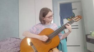Играю на гитаре пьесу "Белых роз лепестки"