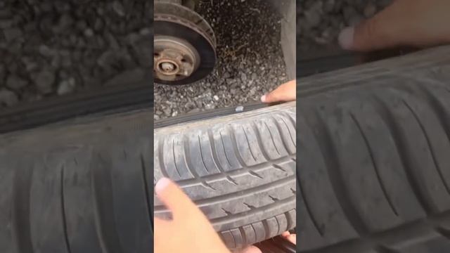 Шиномонтаж колеса 5 летним сыном!Быстро,качественно!? смотреть онлайн