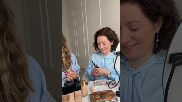 Деловой макияж с экспертом по финансам Ниной Шухатови