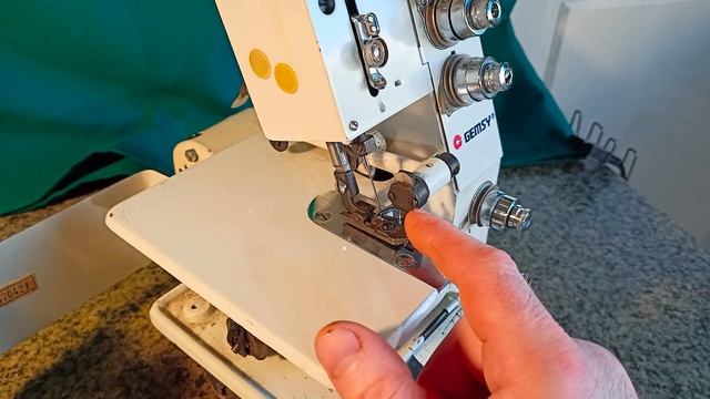 GEMSY FN2 оверлок трикотажний, ремонт оверлока. смотреть онлайн