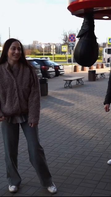 Позвал чемпиона смотреть онлайн