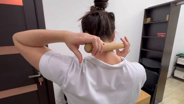 Самомассаж от боли в шее и руке. Нужна только скалка. П? смотреть онлайн