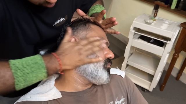 Best Ever head massage by Reiki Master, ultimate y back massage , Indian barber ! ASMR смотреть онлайн