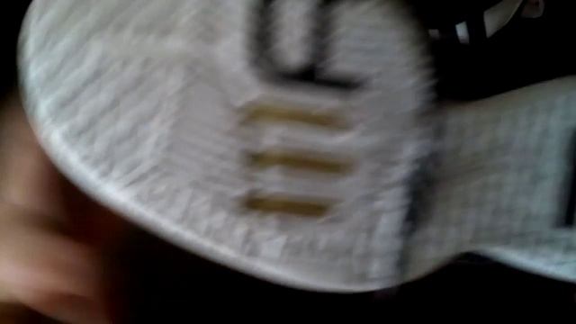 Баскетбольные кроссовки J WALL 1 смотреть онлайн