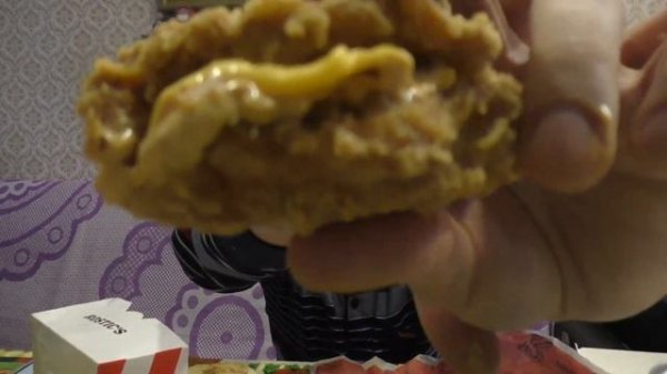 ДАБЛ ЧИКЕН ОСТРЫЙ И ЧИКЕН КЕСАДИЛЬЯ ИЗ ROSTIC'S KFC