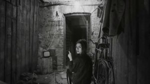 BAD BUNNY - EL CLuB - DeBi TiRAR MaS FOToS